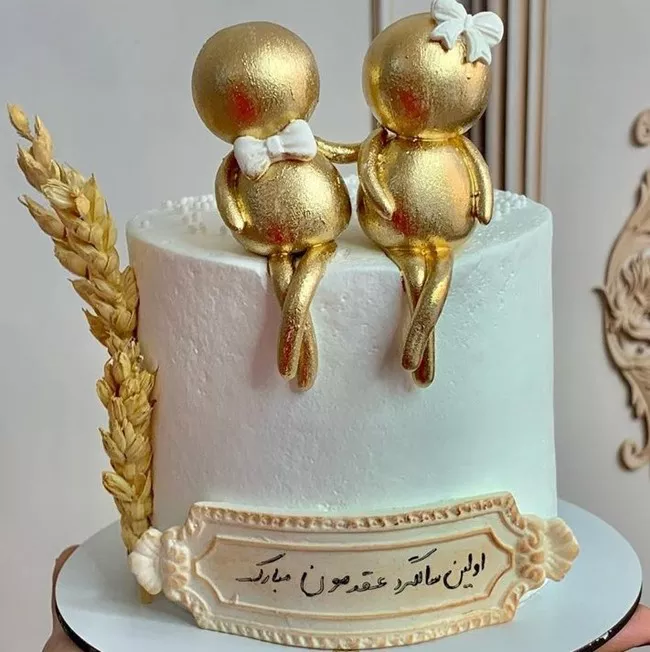 تزیین کیک سالگرد ازدواج در منزل 3