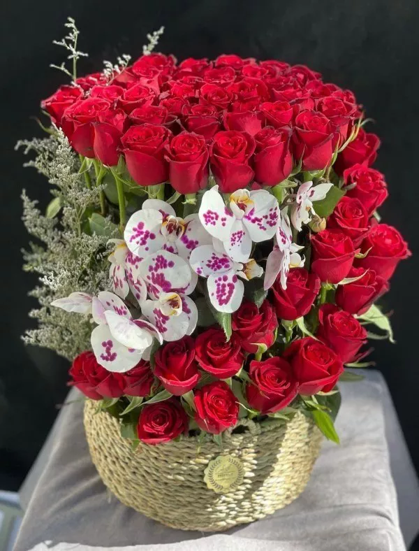 باکس گل رز قرمز 3