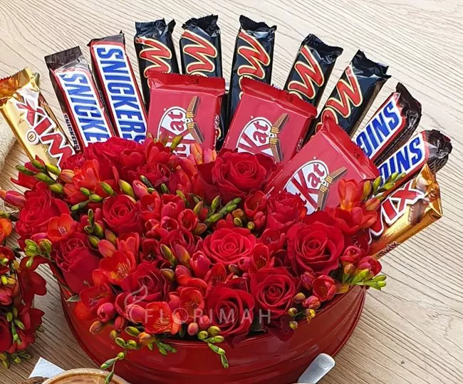 20 ایده باکس گل و شکلات کوچک برای ولنتاین و تولد 3 باکس گل و شکلات 2