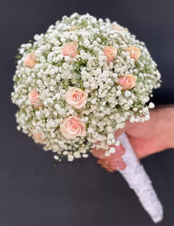 دسته گل عروس با گل عروس 2