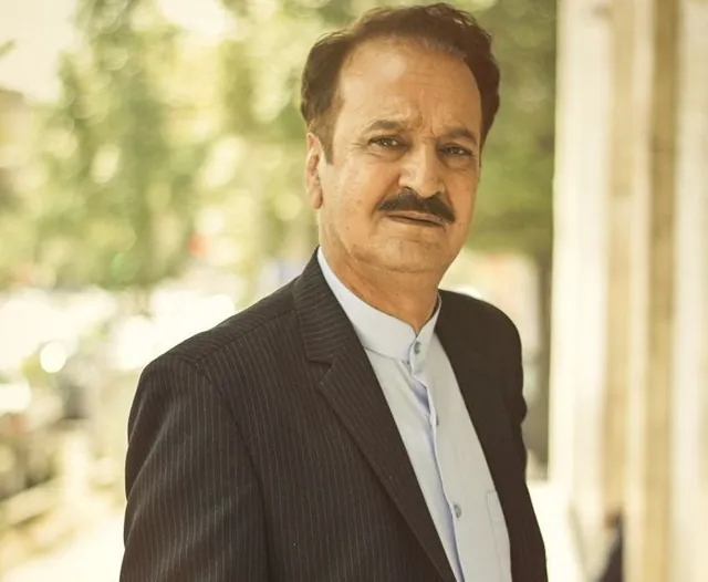 اسامی بازیگران سریال از یاد رفته + نام نقش های سریال با عکس 18 محمد الهی بازیگر نقش سهامدار شرکت ادیبی در سریال از یاد رفته