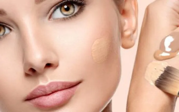 تفاوت کرم پودرهای مات و براق؛ کدام برای پوست شما بهتر است؟ 1 تفاوت کرم پودرهای مات و براق 1