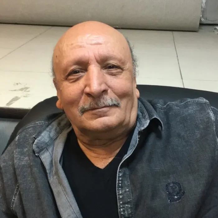 اصغر سمسارزاده - بازیگران مرد سریال کلاغ