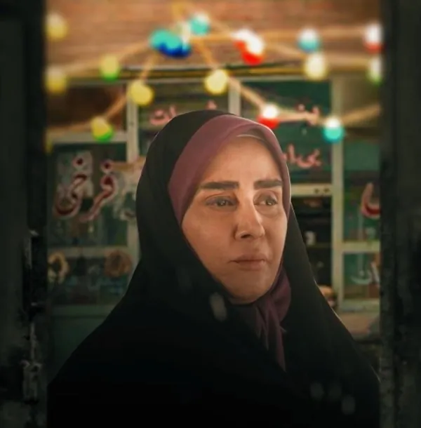 اسامی بازیگران سریال تانک خورها + نام نقش های سریال با عکس 15 شیوا خسرومهر بازیگر نقش محبوب در سریال تانک خورها