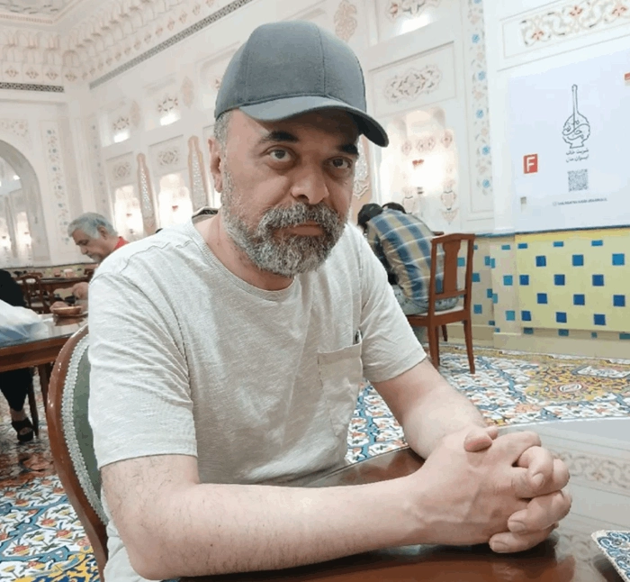 اسامی بازیگران سریال مرد سه هزار چهره + نام نقش های سریال با عکس 25 آرش نوذری بازیگر سریال مرد سه هزار چهره