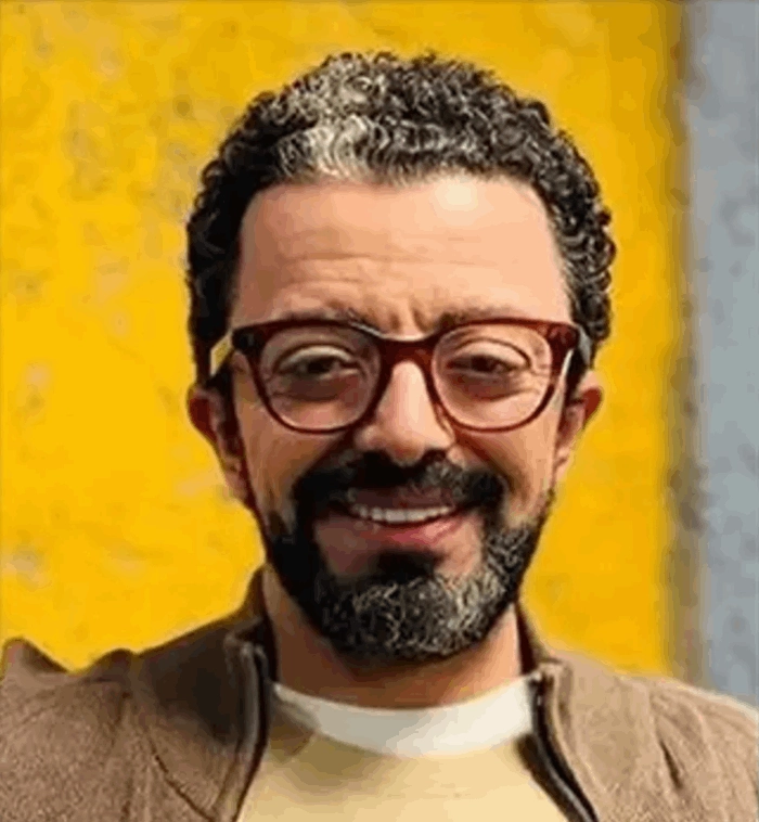 اسامی بازیگران سریال مرد سه هزار چهره + نام نقش های سریال با عکس 10 فرزین محدث بازیگر نقش همایون در سریال مرد سه هزار چهره